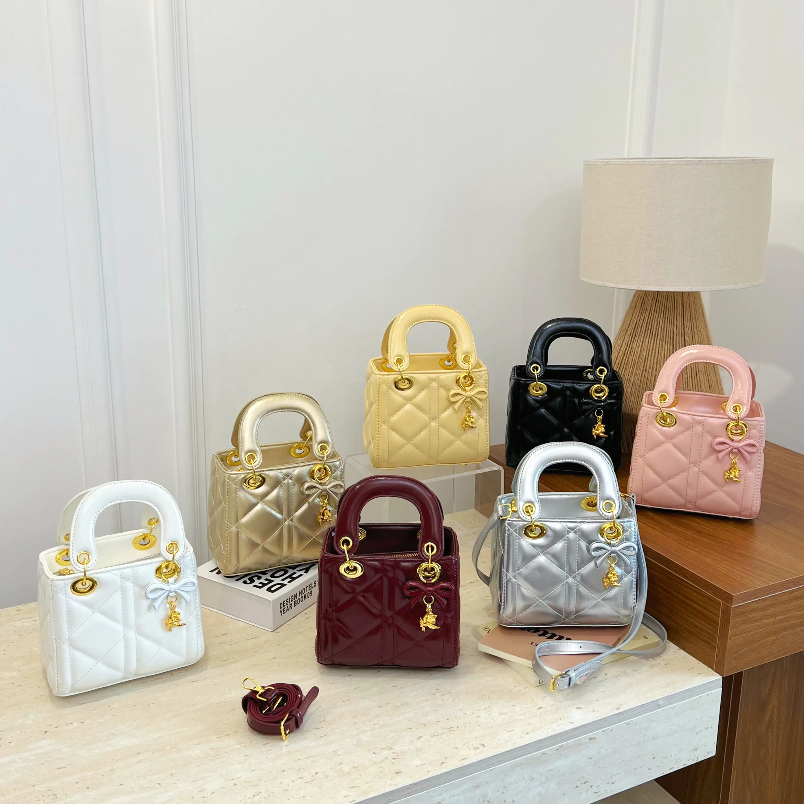 初航7172