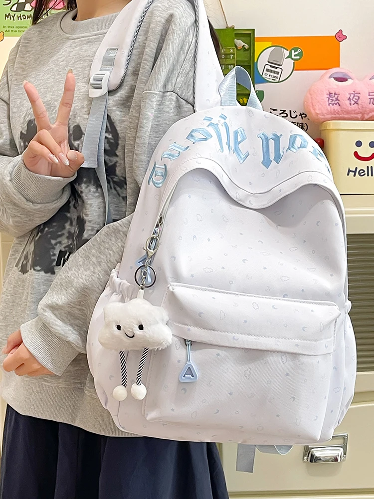 双肩包学生包五色可选小清新大容量书包